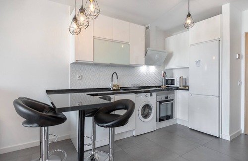 Rota Apartamento | Apartment 'Nerea Rota By Staycare' with Private Pool, Wi-Fi and Air Conditioning