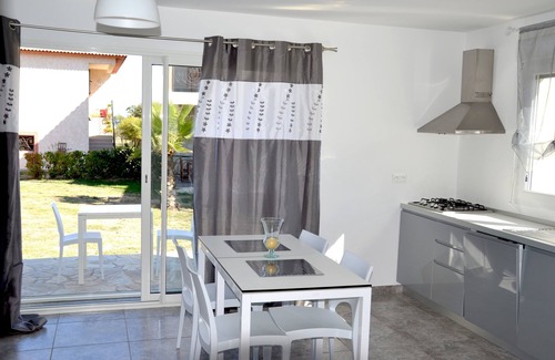 Santa-Lucia-di-Moriani Apartamento | Apartamento con aire acondicionado junto al mar - Moriani plage - 4 personas
