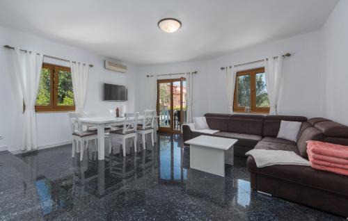 Zambratija Apartamento | Apartment Nias Place