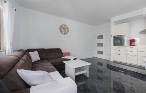 Zambratija Apartamento | Apartment Nias Place
