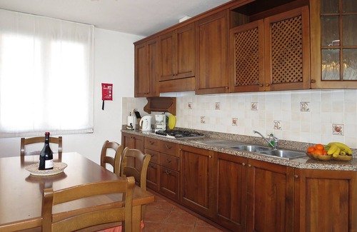 Corrido Apartamento | Apartamento Nicole by Interhome