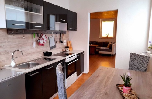 Nieheim Apartamento | Apartamento "Nieheim Zentrum" con Wi-Fi y terraza