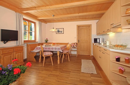 Castelrotto Apartamento | Apartamento 'Niglutsch - Puflatsch' con vistas a la montaña, balcón y Wi-Fi