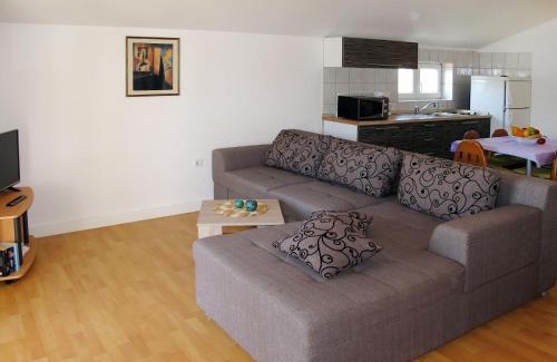 Pridraga Apartamento | Apartment Nika-1 by Interhome