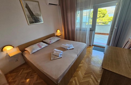 Municipality of Trogir Apartamento | Apartment Nikica