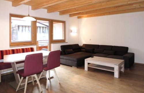 Uderns Apartamento | Apartment Nina by Interhome