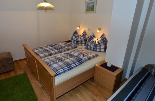 Tropolach Apartamento | Apartment no. 3/2 bedrooms / shower, bath / WC - Haus Brandner