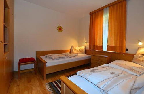 Tropolach Apartamento | Apartment no. 3/2 bedrooms / shower, bath / WC - Haus Brandner