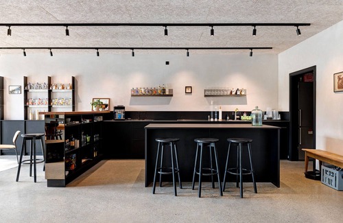 Sigmarszell Apartamento | Apartamento 'Noir' con vistas a la montaña, balcón y Wi-Fi