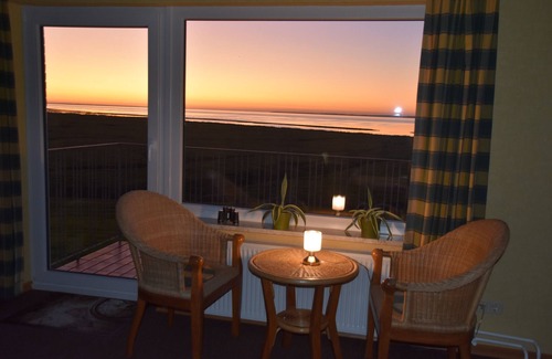 Langeneß Apartamento | Apartamento 'Nordseeblick' con vistas al mar, terraza privada y Wi-Fi