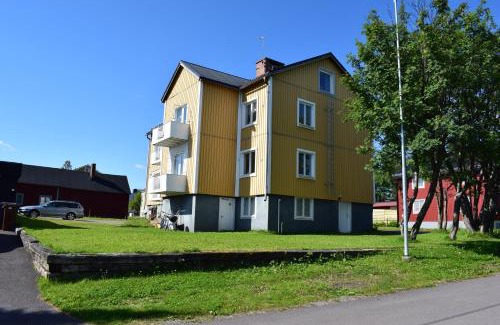 Kiruna Apartamento | Apartment nr2 with shared bathroom in Kiruna C
