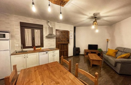 Hervas Apartamento | Apartamento número 3 bajo con terraza y jardín