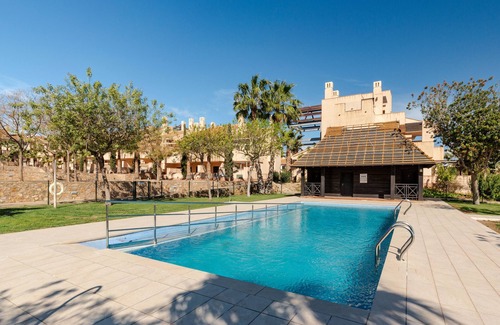 Fuente Álamo de Murcia Apartamento | Apartamento 'Oasis Martinica 18 Bajo B' con piscina compartida, Wi-Fi y aire acondicionado.