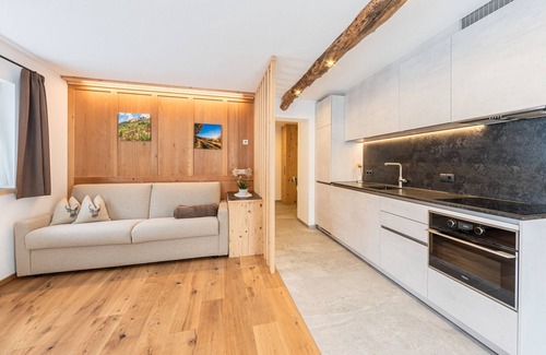 Prateria Apartamento | Apartamento 'Obermarhof Apt Almrose' con vistas a la montaña, jardín compartido y Wi-Fi