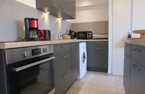 Port-Vendres Apartamento | Apartamento de 50 m2 para 2 personas con vista al mar y estacionamiento con aire acondicionado en el puerto