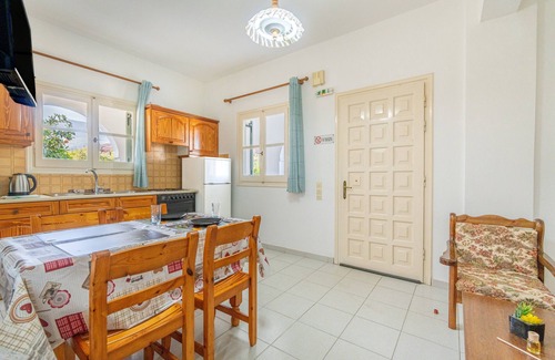 Acharavi Apartamento | Apartamento 'Olivea Apt 1' con vistas al mar, Wi-Fi y aire acondicionado
