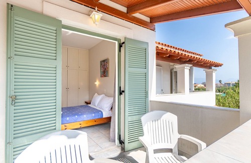 Acharavi Apartamento | Apartamento 'Olivea Apt 4' con vistas al mar, Wi-Fi y aire acondicionado