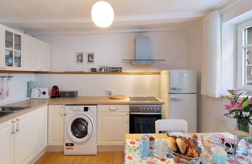 Schlitz Apartamento | Apartamento 'Omi Anni' con vistas a la montaña, terraza privada y Wi-Fi