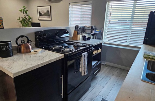 Barths Apartamento | Apartment on 38th- Vibrant, Urban neighborhood