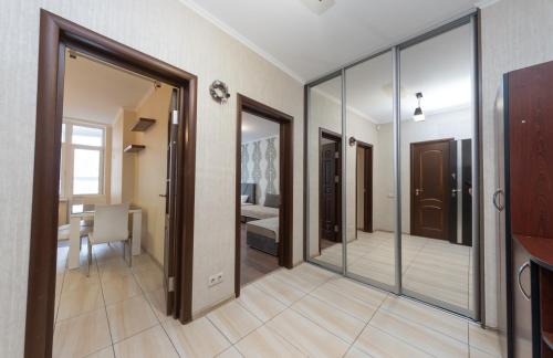 Pozniaky Apartamento | Apartment on Akhmatovoyi 32/18