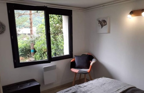 Saint-Lary-Soulan Chalet De Esquí | Apartment on the ground floor of a st lary soulan chalet for 2 to 8 people