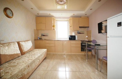 Pervomayskoye Apartamento | Apartment on Oktyabrskaya sq