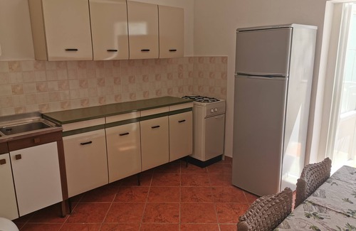 Metajna Apartamento | Apartment on the beach / Apartment am Strand