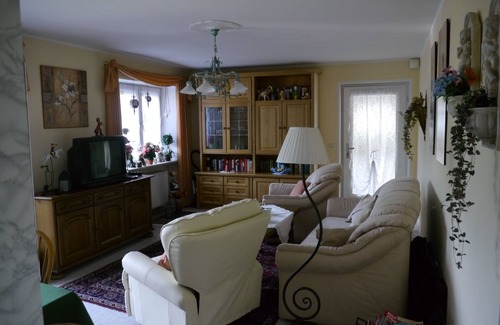 Schoenau am Koenigssee Casa | Apartment on the 1st floor. Only 10 minutes walk to the town center.