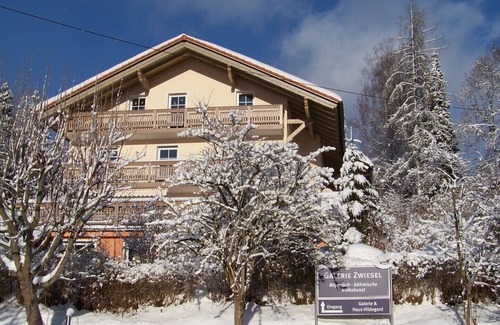 Zwiesel Apartamento | Casa de vacaciones con balcón al oeste.