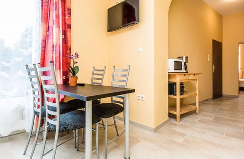 Muelheim Apartamento | Apartment on the ground floor (W5) - 2x bedrooms - 4x single beds
