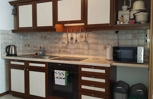 Goeppingen Apartamento | Apartamento en la planta baja con soleado balcón orientado al sur cerca de Barbarossa-Therme y del centro
