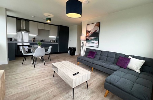 West Bromwich Apartamento | Apartamento-One Bedroom with Parking-De Lujo-Vista del valle-Baño Privado