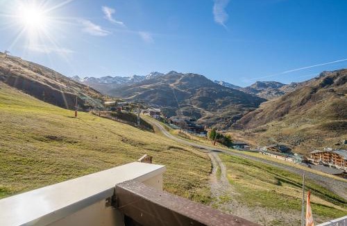 Reberty Apartamento | Apartment Origanes 225 by Interhome