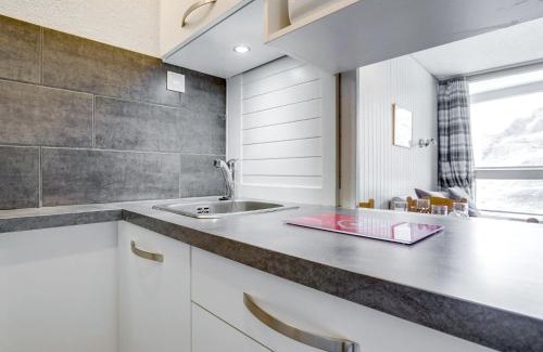 Reberty Apartamento | Apartment Origanes 324 by Interhome