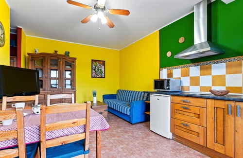 Tornon Apartamento | Apartamento 'Ortografía' con vistas a la montaña, terraza privada y Wi-Fi