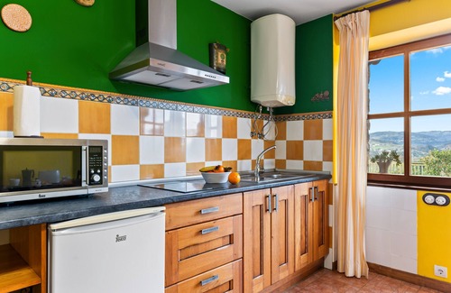 Tornon Apartamento | Apartamento 'Ortografía' con vistas a la montaña, terraza privada y Wi-Fi