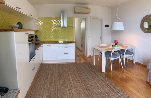 Solarolo Apartamento | Apartamento con vista al lago