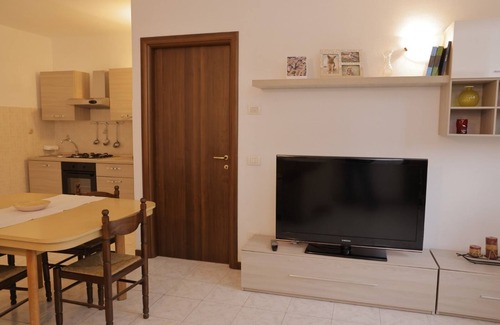 Sissa Trecasali Apartamento | Apartment overlooking the garden.