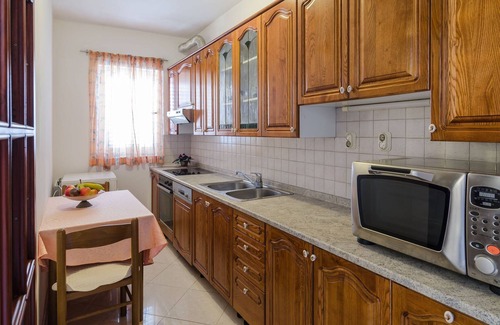 Gorica Apartamento | Apartment Paco - Three-Bedroom Apartment with Balcony and Sea View