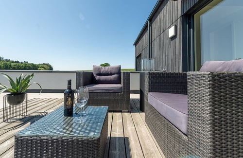 Unterschwarzach Apartamento | Apartment Panorama, 80sqm, balcony, 1 bedroom, max. 3 people