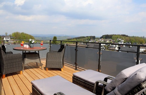 Rhode Apartamento | Apartamento 'Panoramablick' con balcón y Wi-Fi