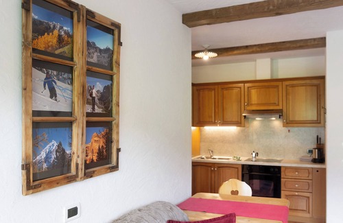 Pedraces Apartamento | Apartamento 'Paracia App La Vedla' con vistas al mar, jardín compartido y Wi-Fi