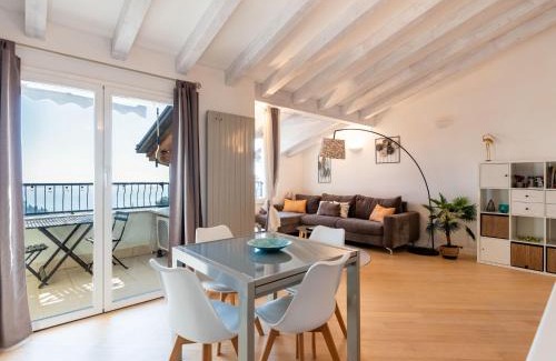 Moglio Apartamento | Apartment Paradise View by Interhome