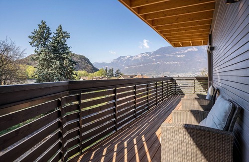 Auer Apartamento | Apartamento 'Pension Grasser' con vistas a la montaña, terraza privada y Wi-Fi