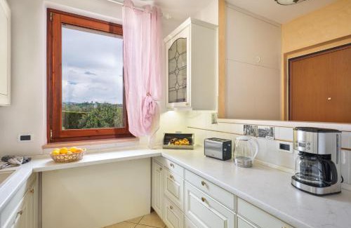 Calmasino Apartamento | APARTMENT PERLA DEL GARDA - Regarda Travel