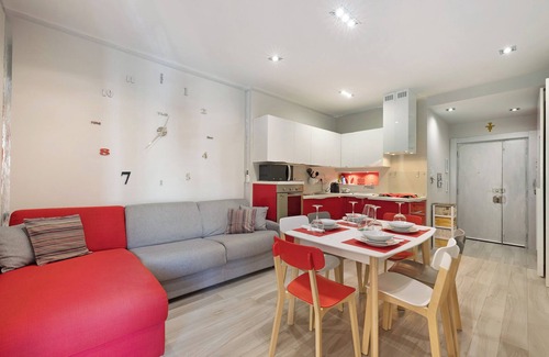 Savona Apartamento | Apartamento 'Perla Marina Savona' con vistas al mar, Wi-Fi y aire acondicionado