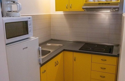 Jurandvor Apartamento | Apartments Petrica - just a 20-minute walk from the Beach / Apartment Petrica No.3 - with Balcony, located in the peaceful village of Jurandvor near Baska