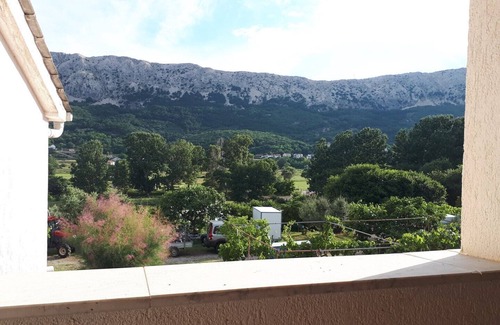 Jurandvor Apartamento | Apartments Petrica - just a 20-minute walk from the Beach / Apartment Petrica No.3 - with Balcony, located in the peaceful village of Jurandvor near Baska