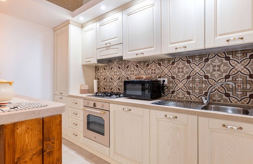 Pulsano Apartamento | Apartamento 'Piano Terra' con Jardín Privado, Wi-Fi y Aire Acondicionado