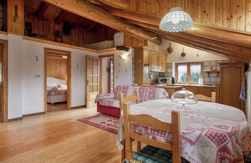 Gimillan Apartamento | Apartamento 'Piccolo Paradiso' con vistas a la montaña, jardín privado y Wi-Fi